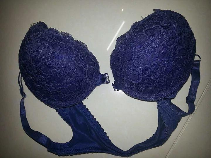 17P Bra lovers