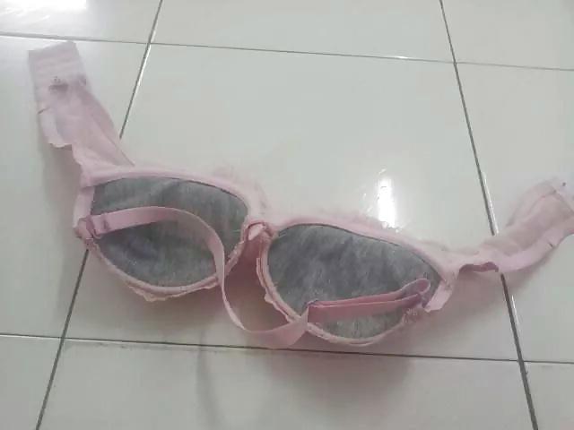 17P Bra lovers