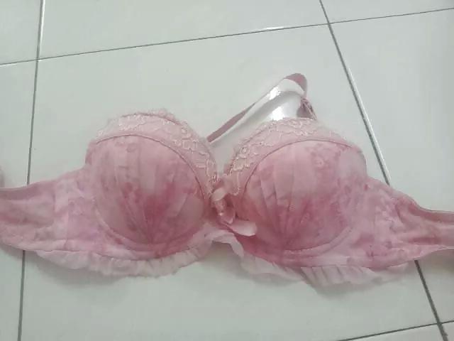 17P Bra lovers