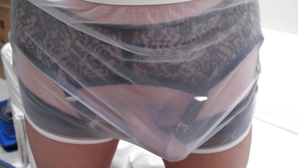 16P Heels, sheer pantys, ff stockings, cum on foot...heehee