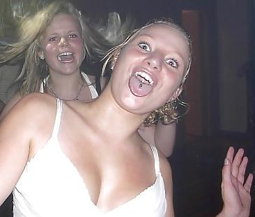 25P Danish teens-185-186-wet t-shirt bra panties upskirt 