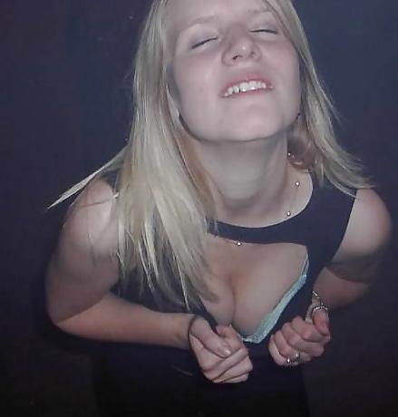 25P Danish teens-185-186-wet t-shirt bra panties upskirt 