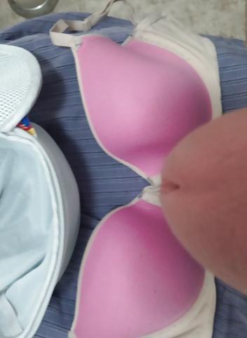 6P Cum on Cousins Clean Bra with Her Panties