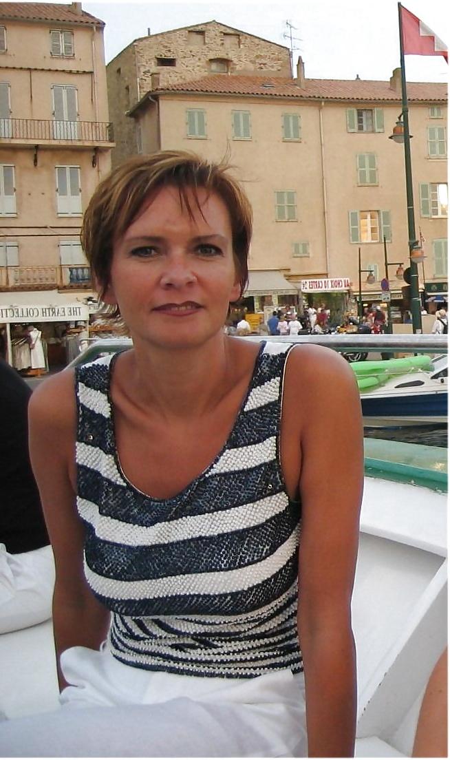25P Just a Gorgeous Milf