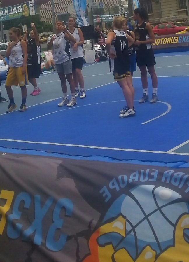 25P Spy sexy teens basketball romanian