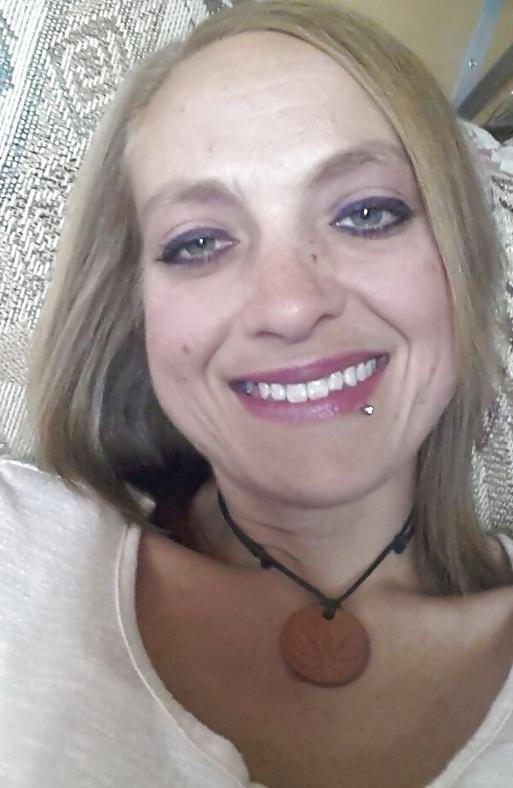 4P Cum on her face again