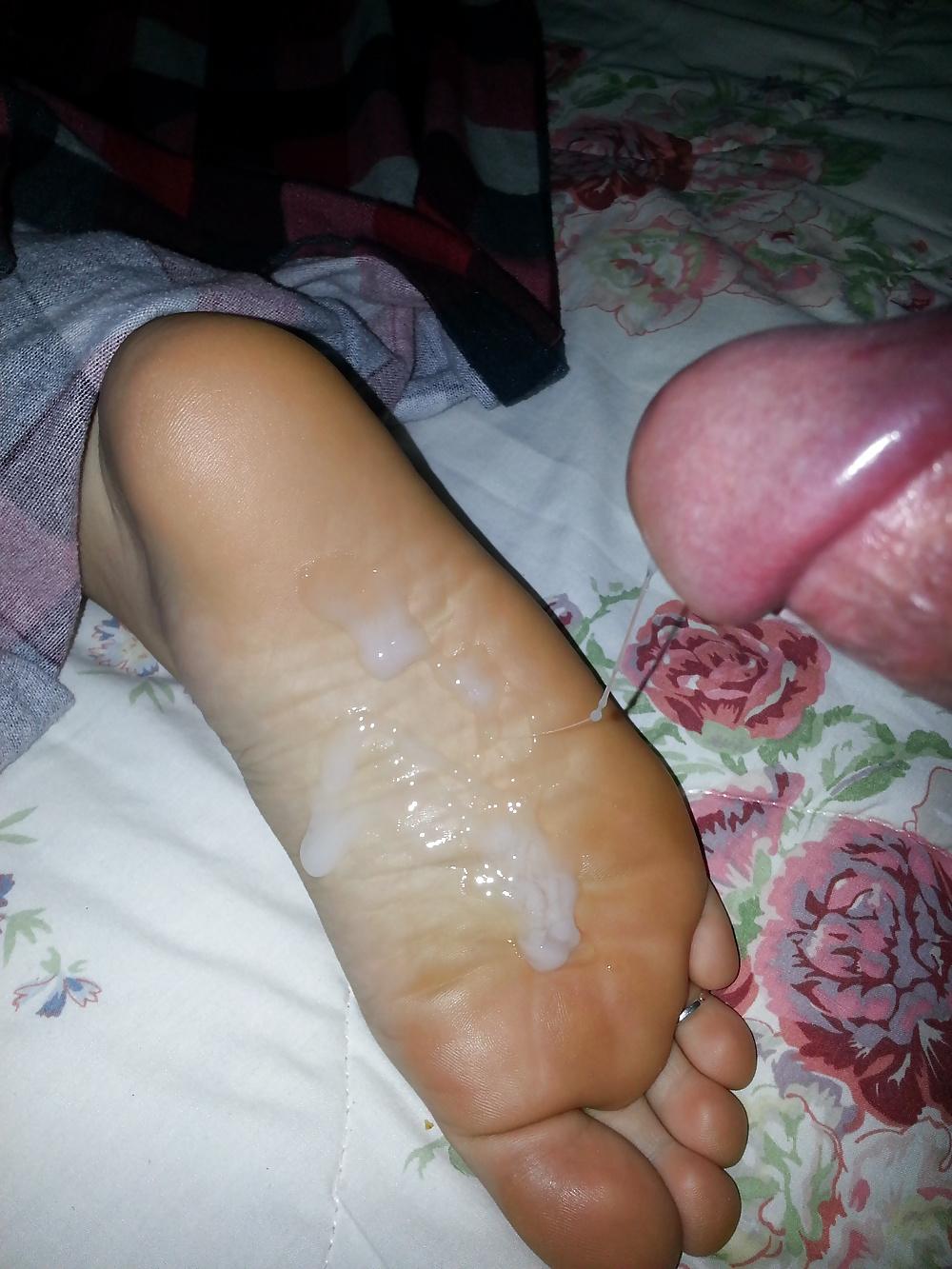 7P Cum on my lady morning soles!