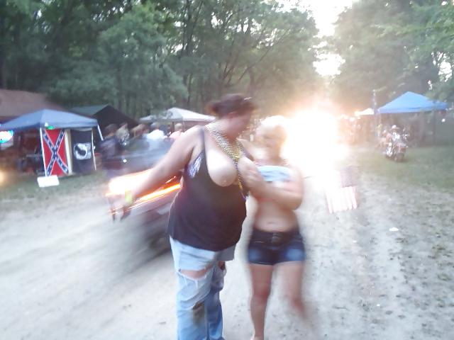 7P Apple with our Shovelhead and biker friends