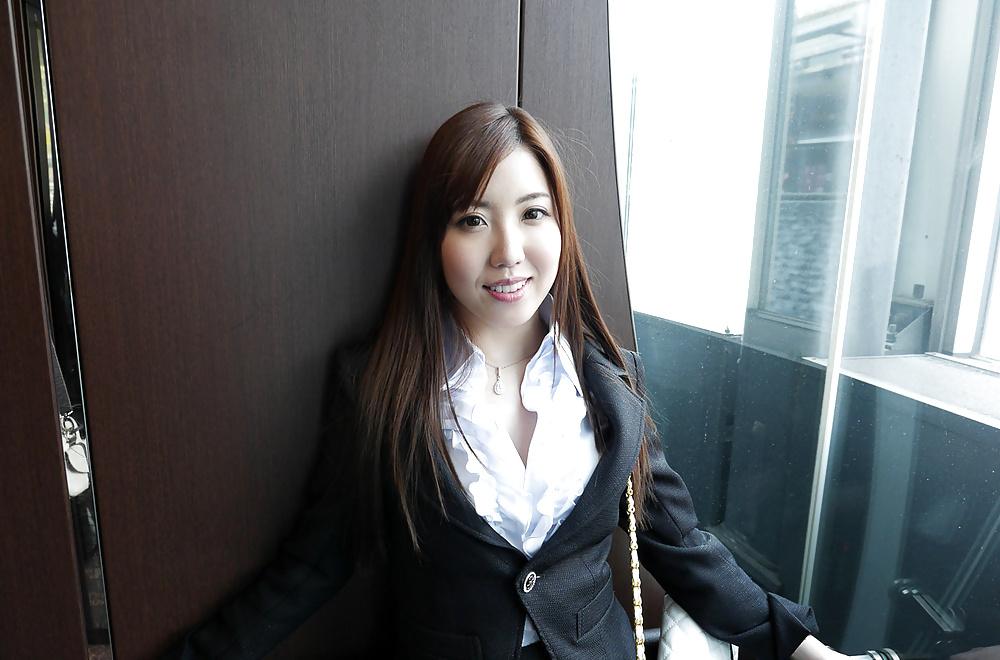 25P Japanese girl fucked in hotel
