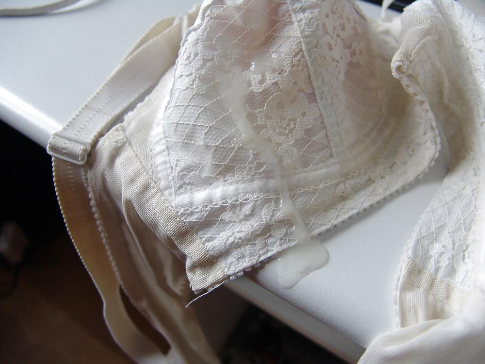 6P Very old & stolen bra