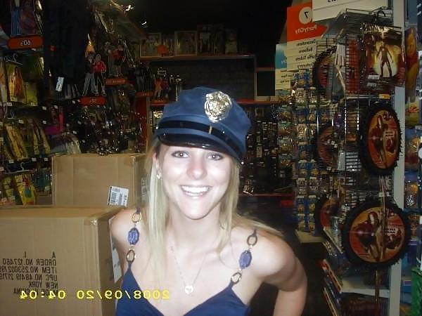 25P Tribut her.  Cover her face in cum!!!