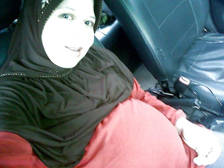 25P Malay Hijab Pregnant