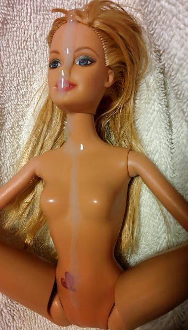 19P Cum on Barbie