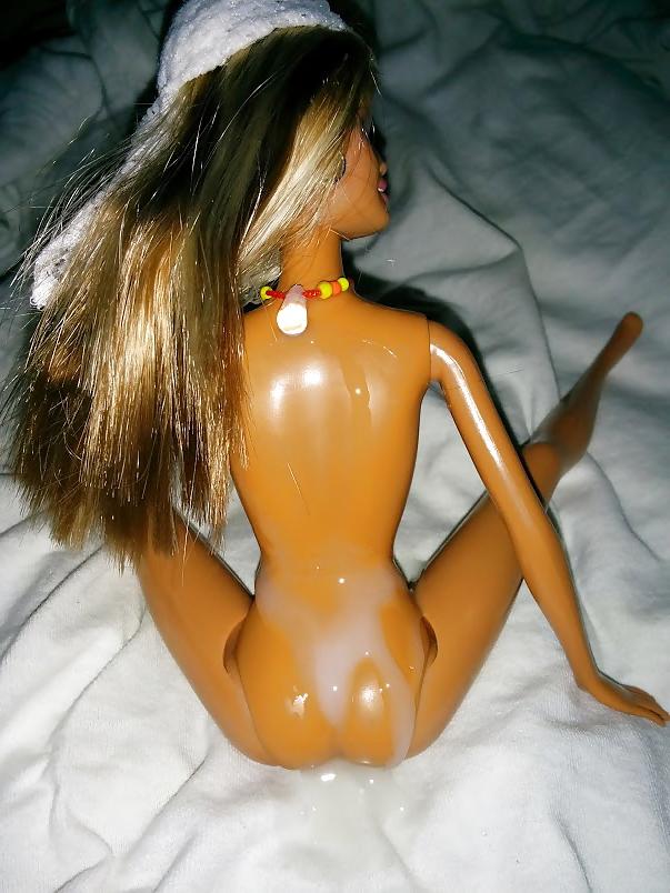 19P Cum on Barbie