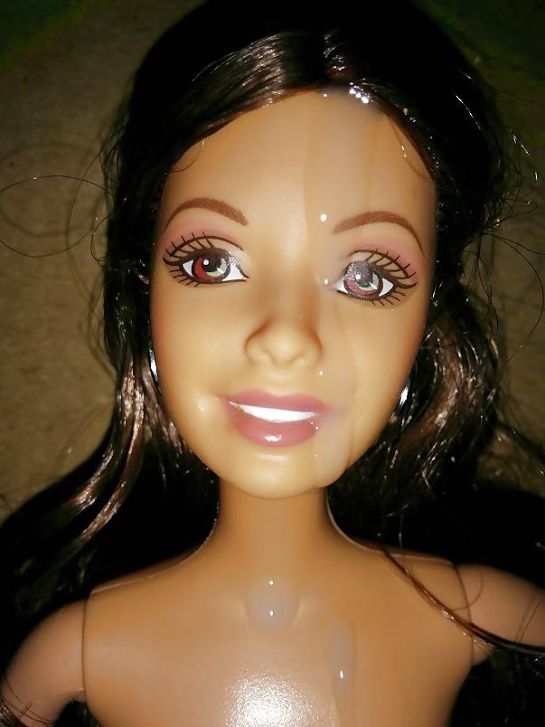 19P Cum on Barbie