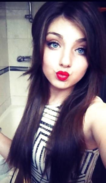 13P Chav tease Sofia!