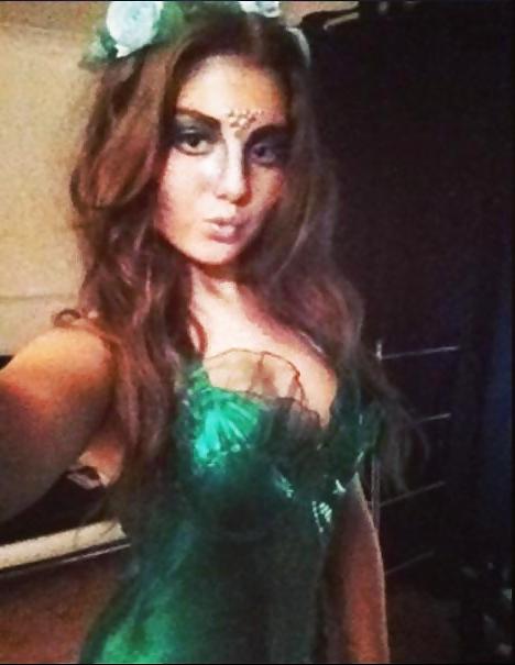 13P Chav tease Sofia!