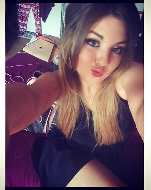 13P Chav tease Sofia!
