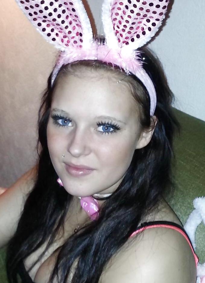 25P Danish teens & women-215-216-party bra cleavage