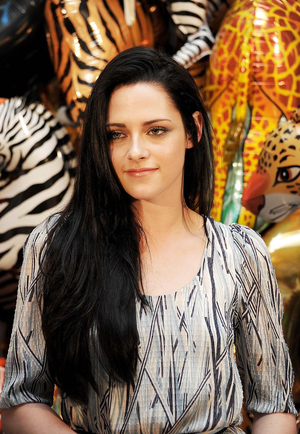 25P Kristen Stewart cum pics
