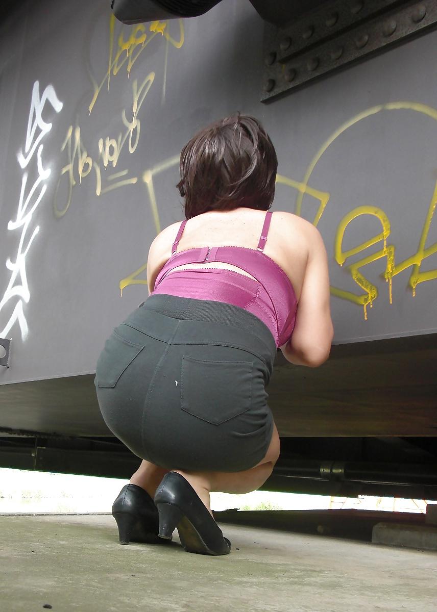 20P Outdoor flashing of CD Mayumi in Japanese field 