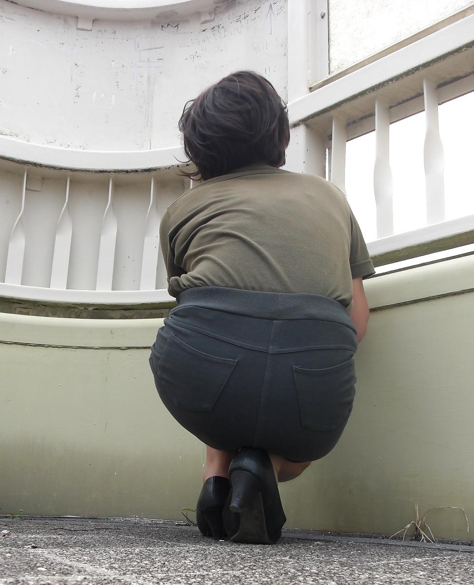 20P Outdoor flashing of CD Mayumi in Japanese field 