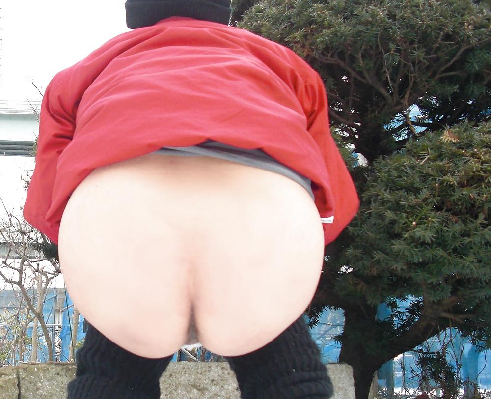 20P Outdoor flashing of CD Mayumi in Japanese field 