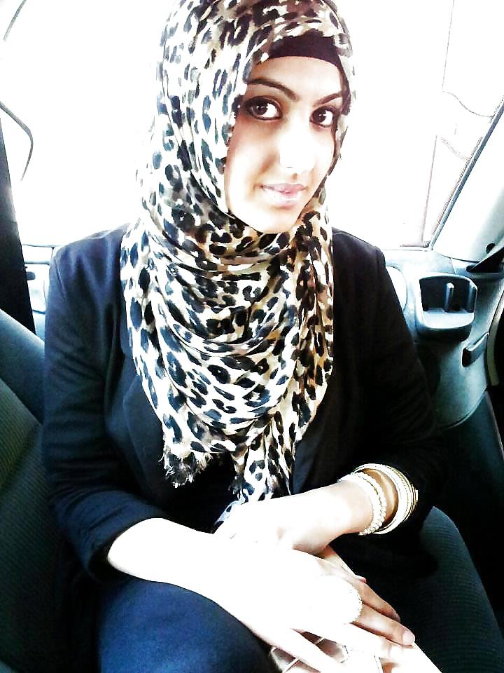 17P Hijab and lovely face