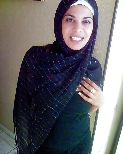 17P Hijab and lovely face
