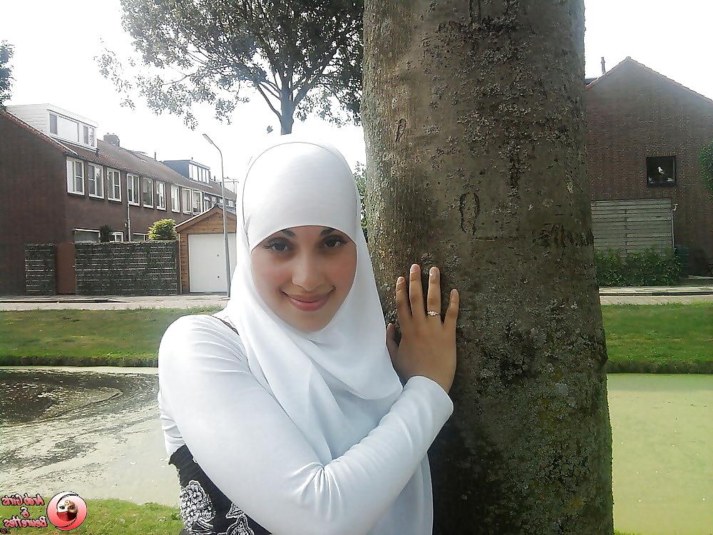 17P Hijab and lovely face