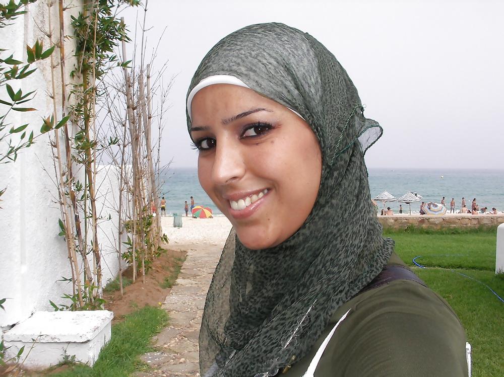 17P Hijab and lovely face