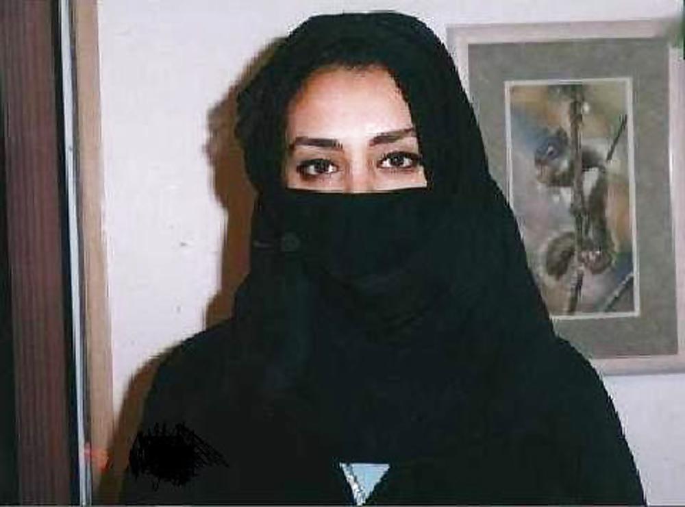 17P Hijab and lovely face