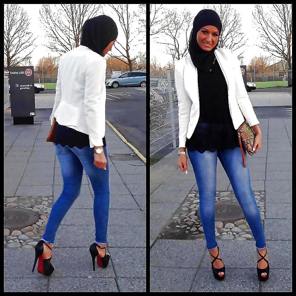 17P Hijab and lovely face
