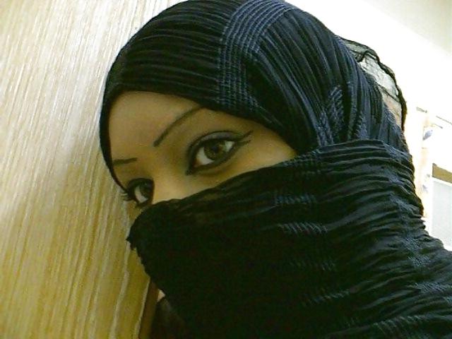 17P Hijab and lovely face