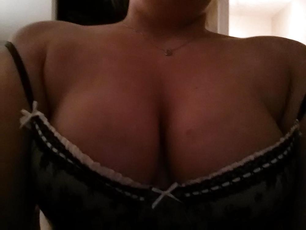 9P Would you cum on my tits?