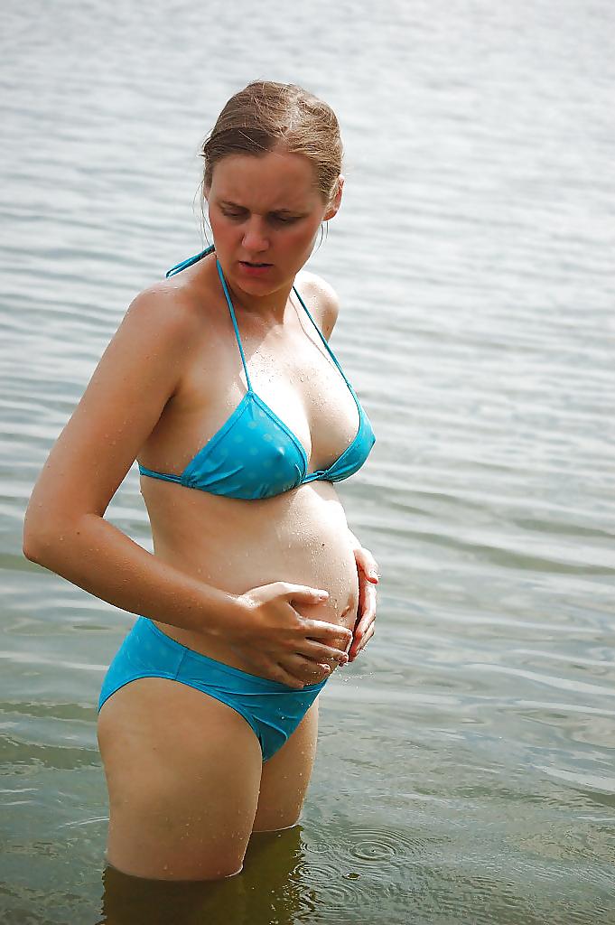 24P Enceinte maillot-Pregnant bikini 9