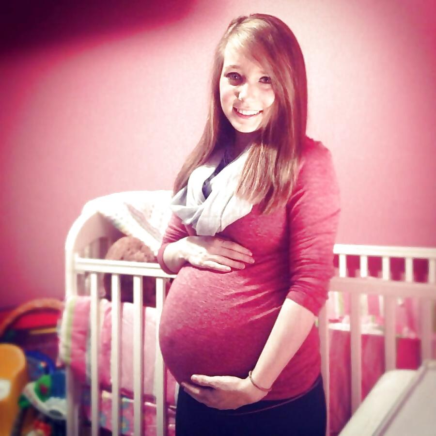 25P Enceinte - Pregnant 33