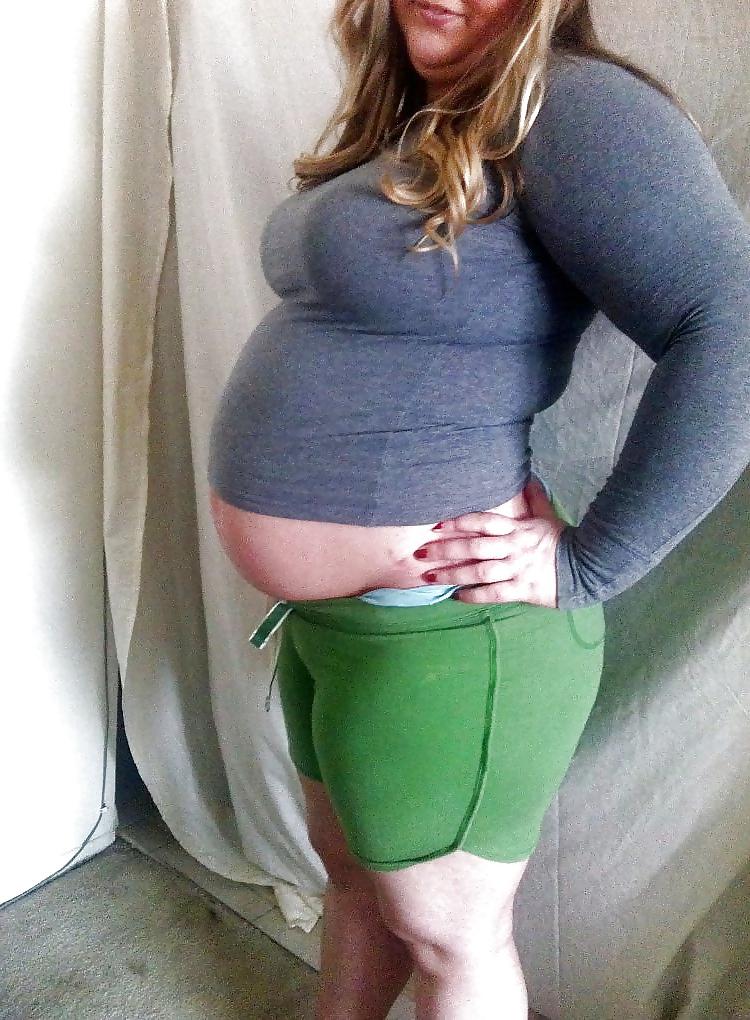 25P Enceinte - Pregnant 33