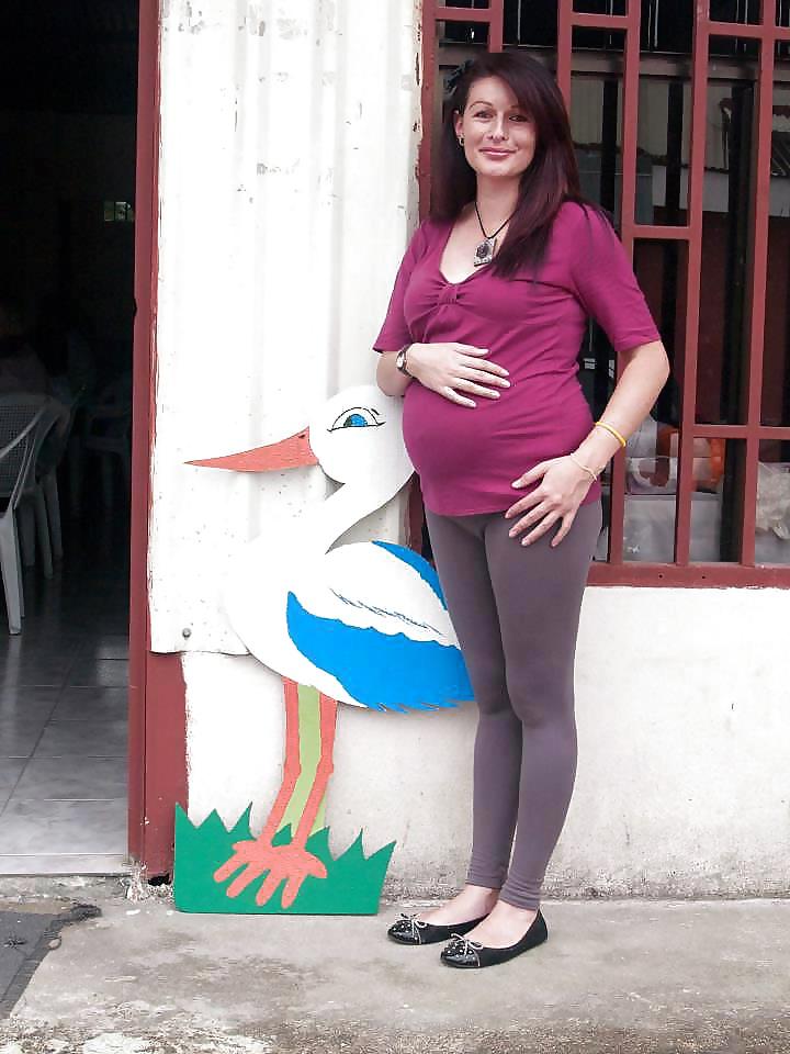 25P Enceinte - Pregnant 33