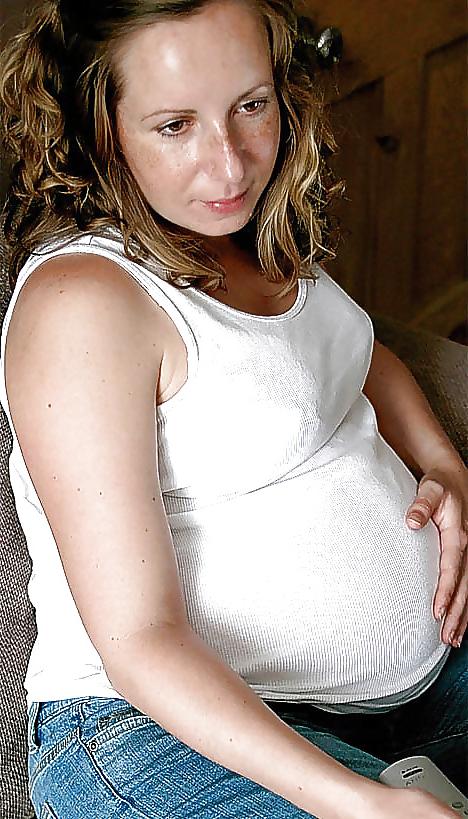 25P Enceinte - Pregnant 33