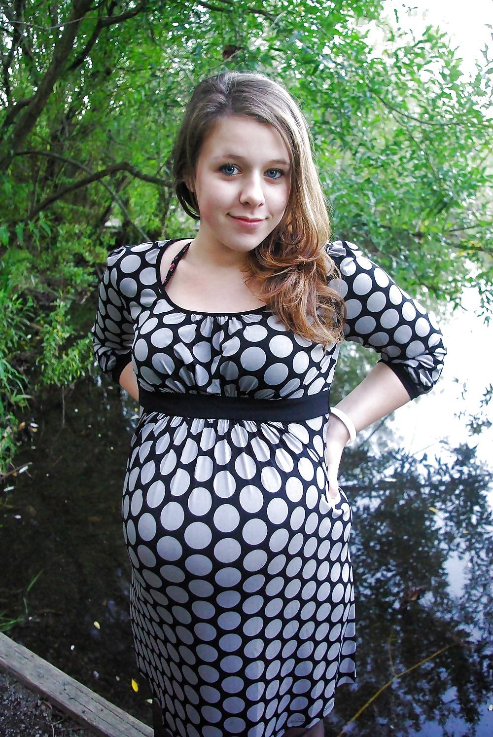 25P Enceinte - Pregnant 33