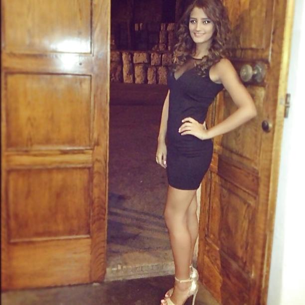 12P Arab beauty 32 - Cum on her
