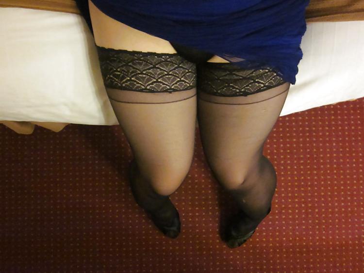 25P Strip Tease for a Friend
