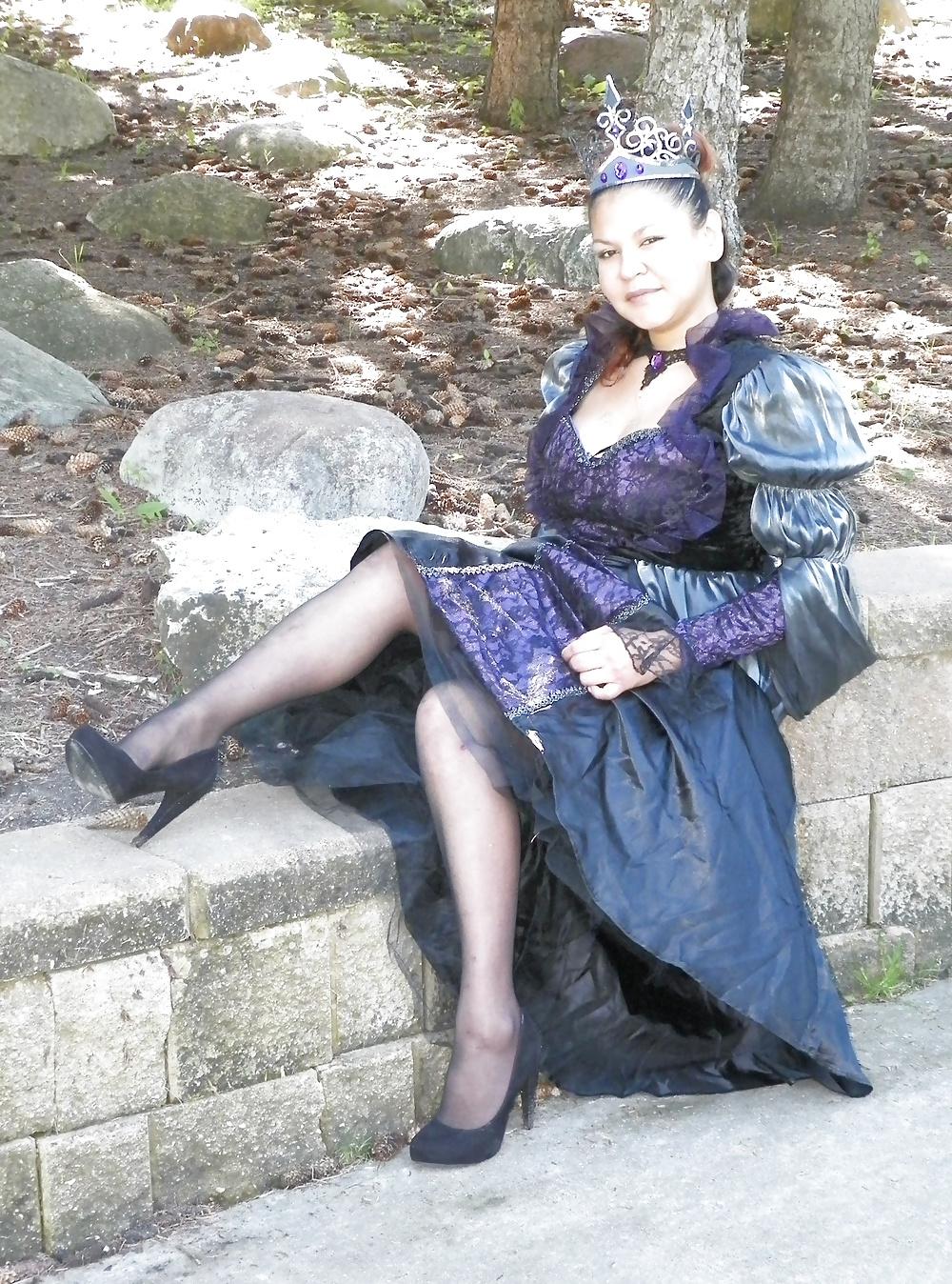 25P Not a Princess, A Queen!