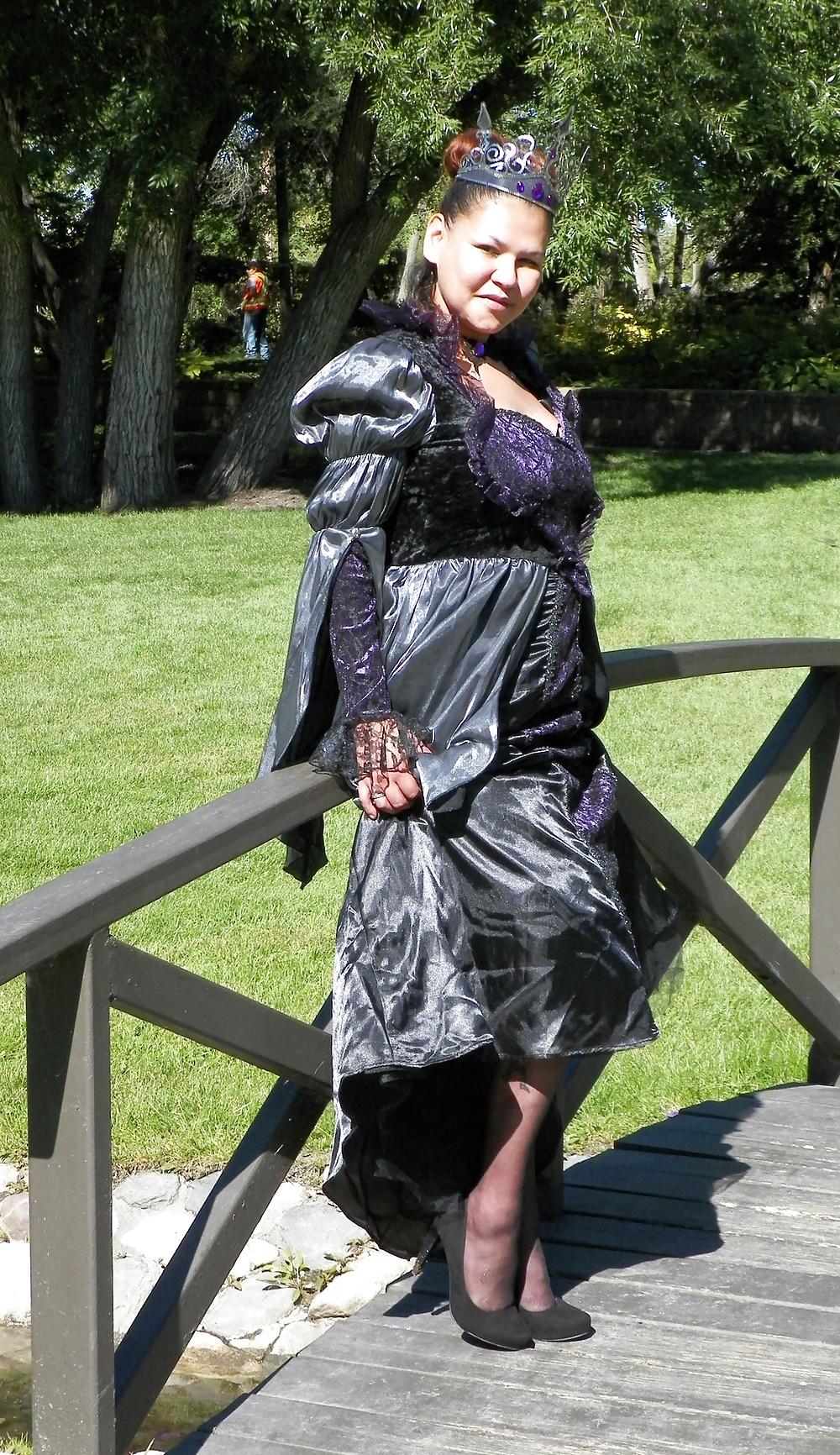 25P Not a Princess, A Queen!