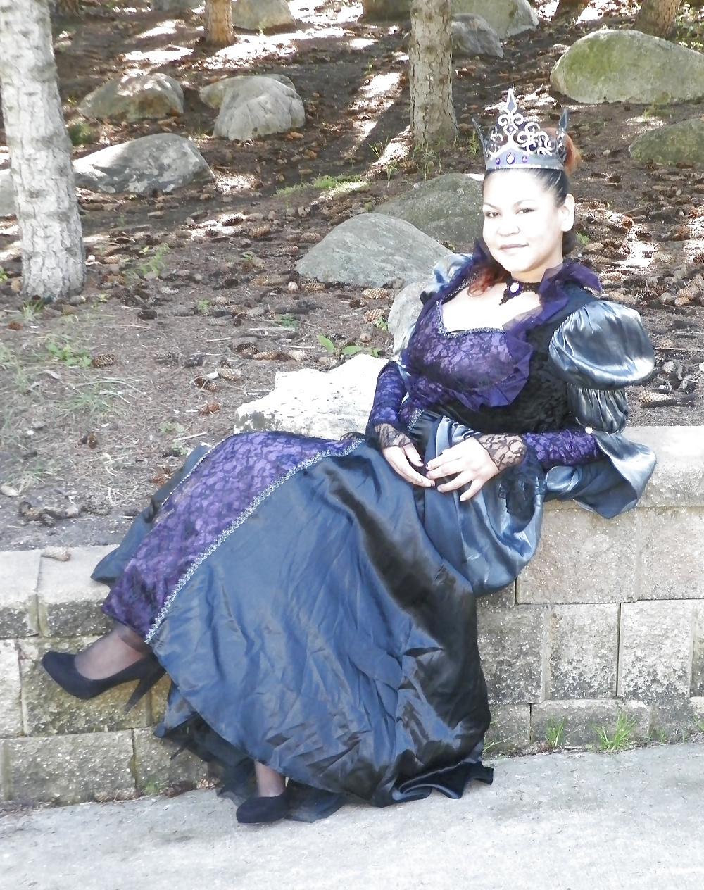 25P Not a Princess, A Queen!