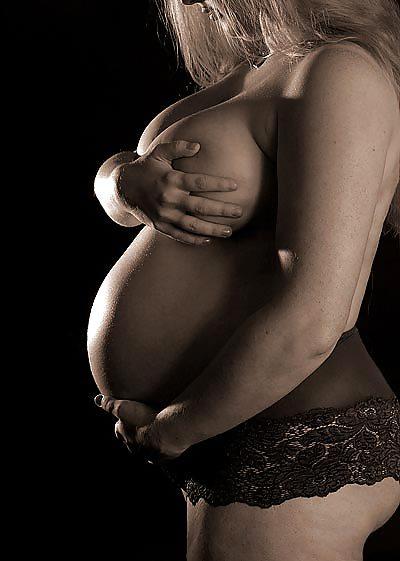 10P Pregnant - schwanger