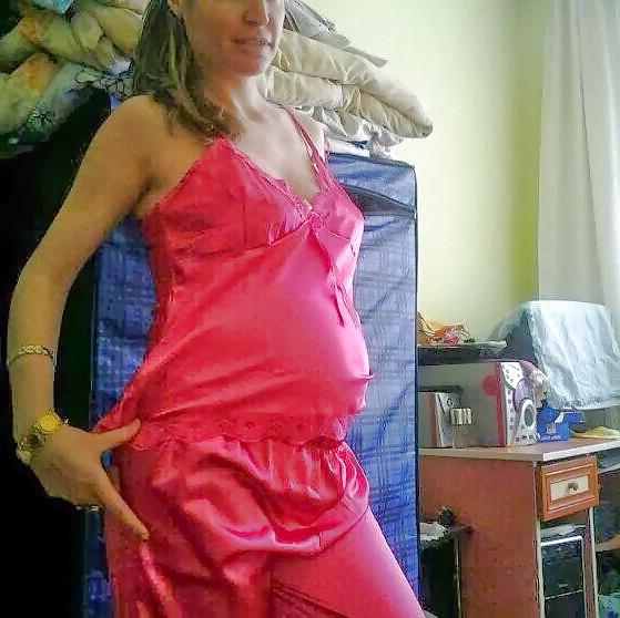 25P Hamile turk kizi - turkish pregnant girl