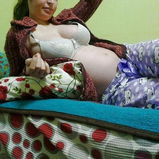 25P Hamile turk kizi - turkish pregnant girl