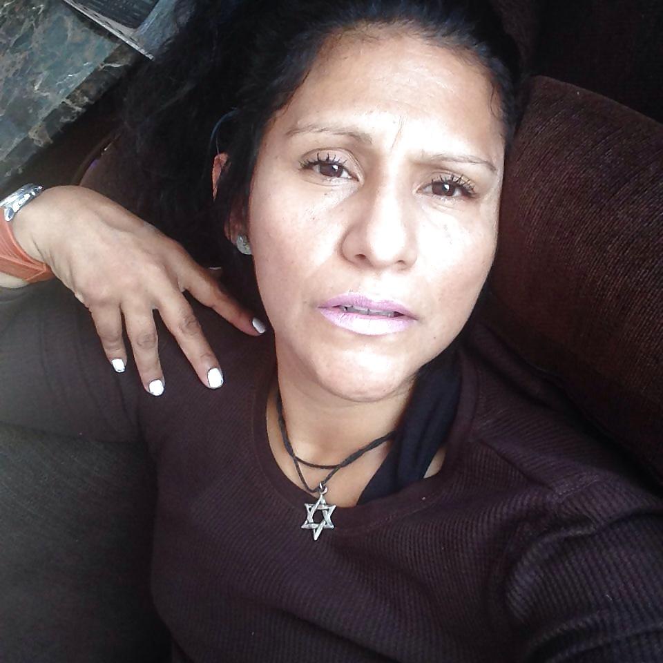 7P 40 year old mexican pussy I met in los Angeles